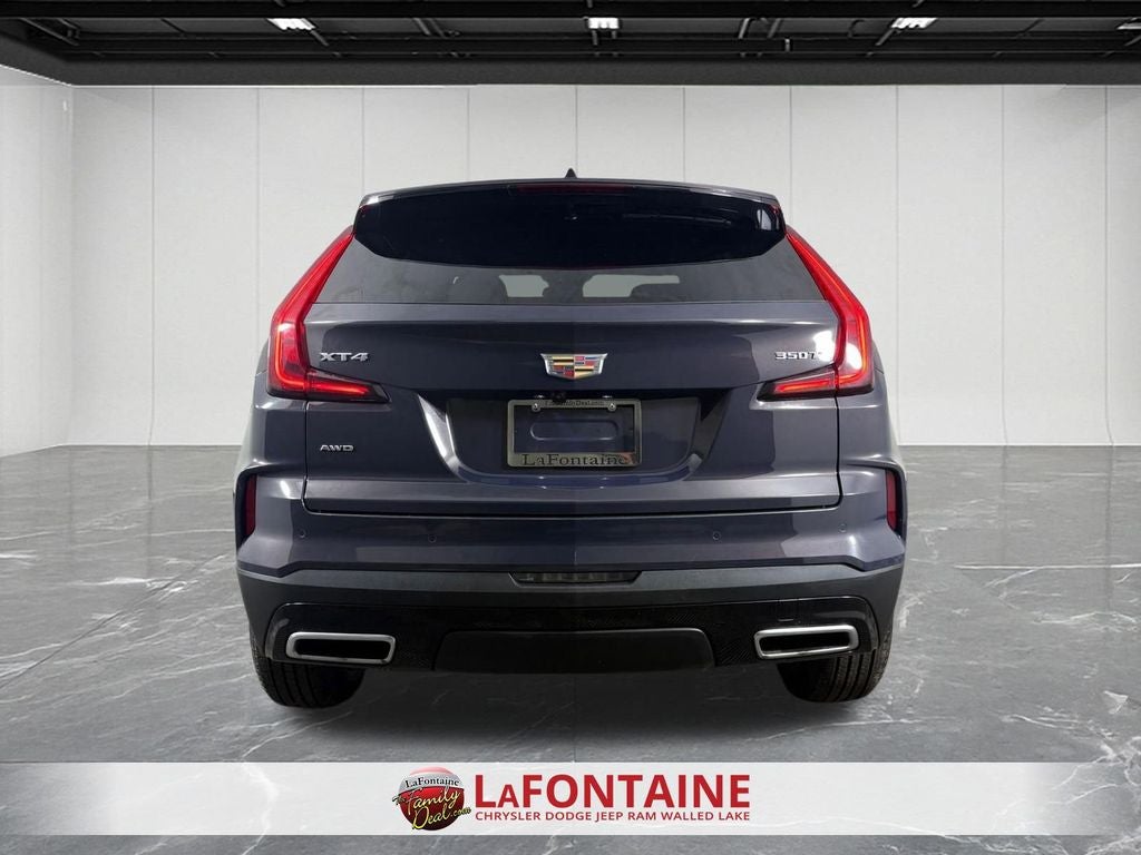 2025 Cadillac XT4 AWD Premium Luxury