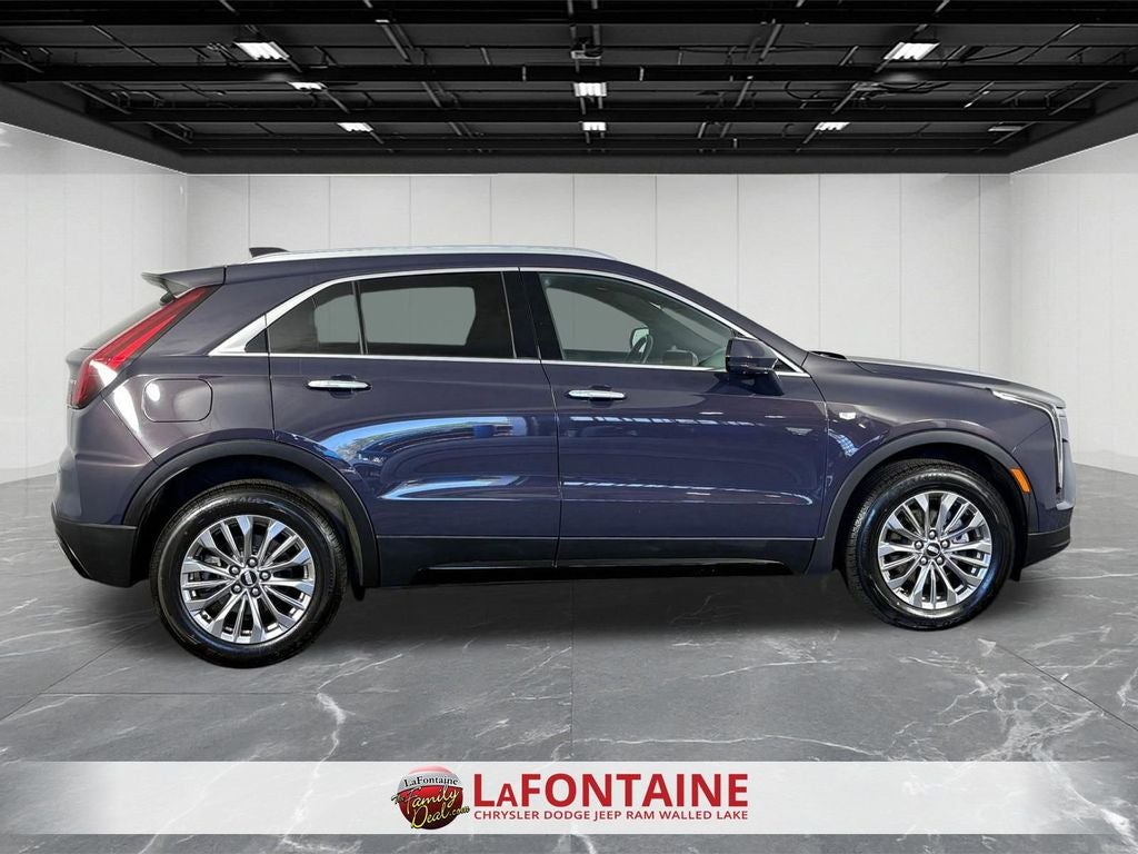 2025 Cadillac XT4 AWD Premium Luxury