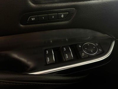 2025 Cadillac XT4 AWD Premium Luxury