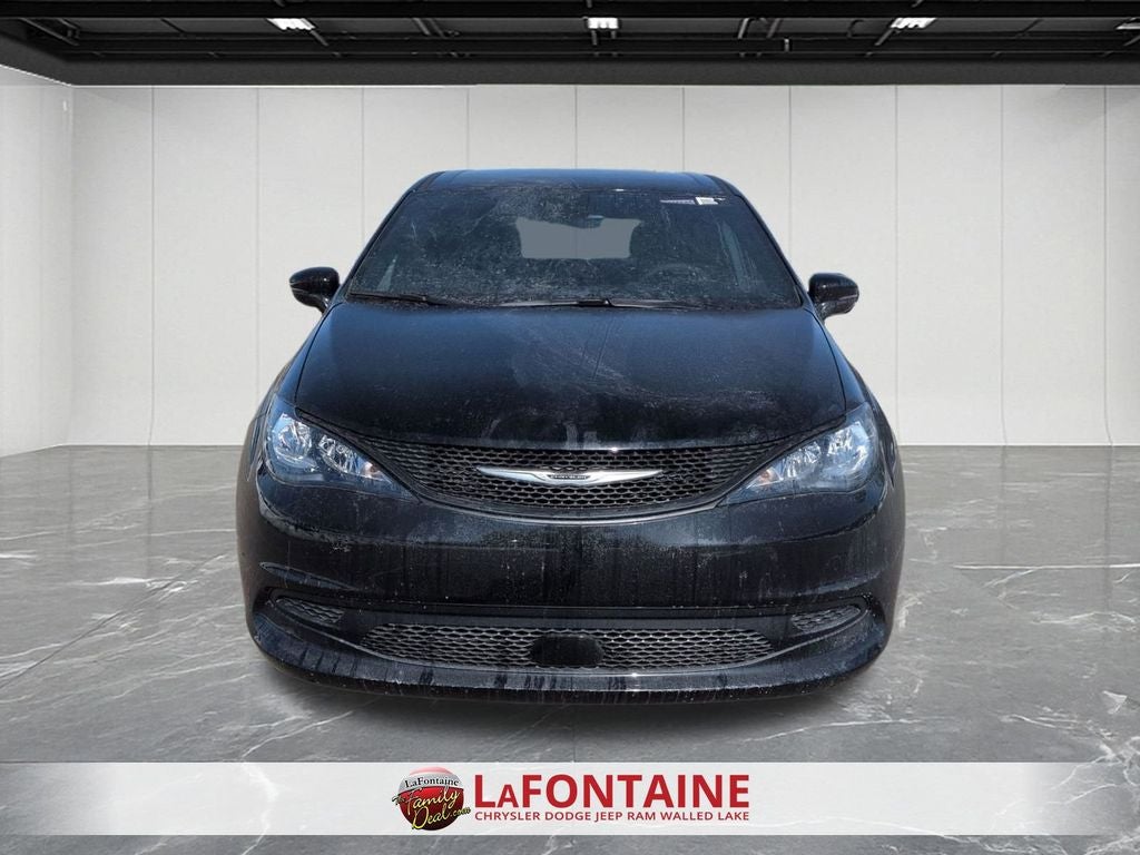 2026 Chrysler Voyager VOYAGER LX