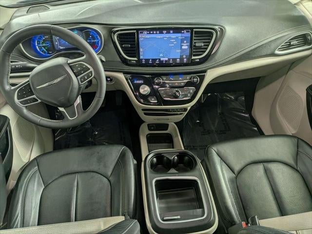 2022 Chrysler Pacifica Hybrid Touring L
