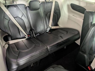 2022 Chrysler Pacifica Hybrid Touring L