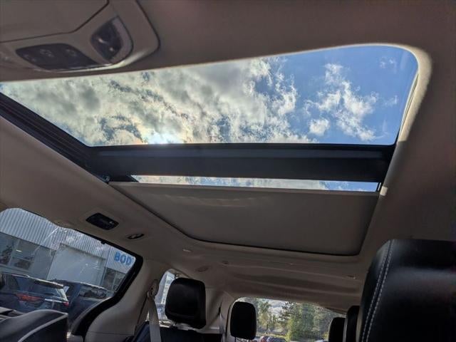 2022 Chrysler Pacifica Hybrid Touring L