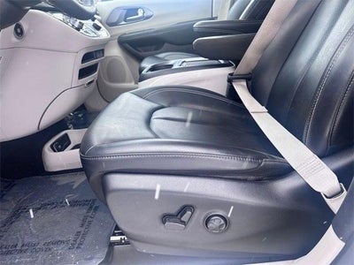 2023 Chrysler Pacifica Touring L AWD