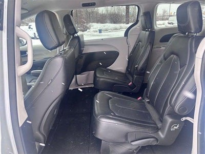 2023 Chrysler Pacifica Touring L AWD
