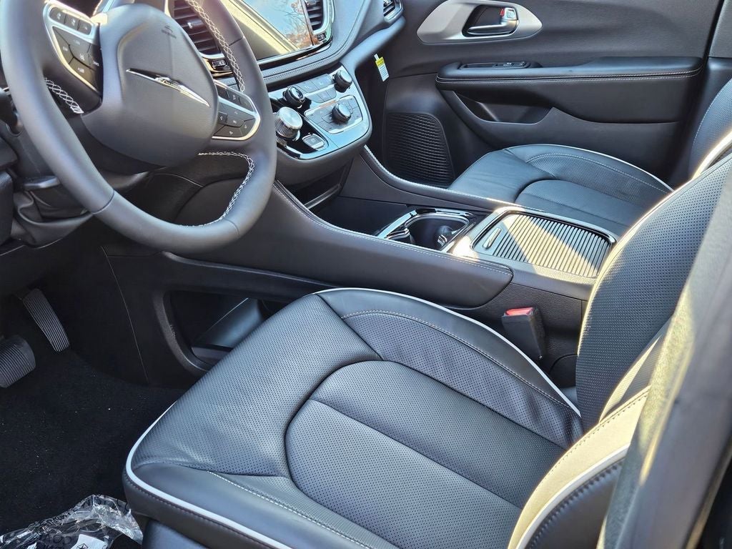 2026 Chrysler Pacifica PACIFICA LIMITED AWD