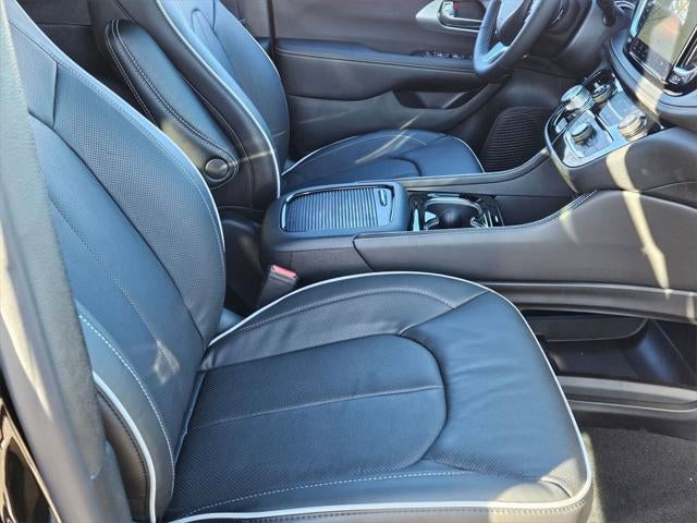 2026 Chrysler Pacifica PACIFICA LIMITED AWD