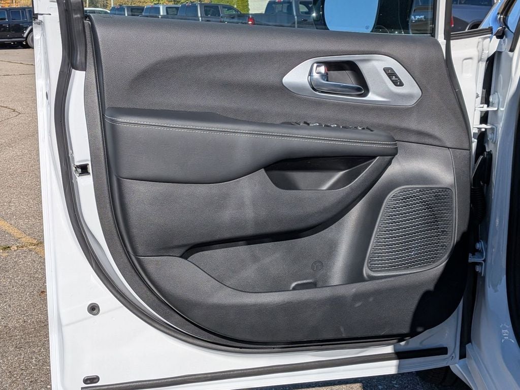 2026 Chrysler Pacifica PACIFICA LIMITED AWD