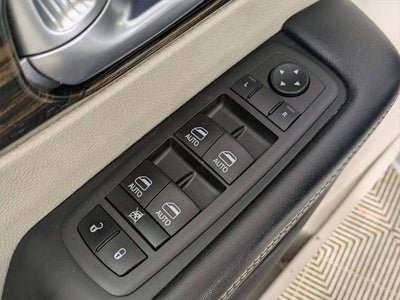 2022 Chrysler Pacifica Limited AWD