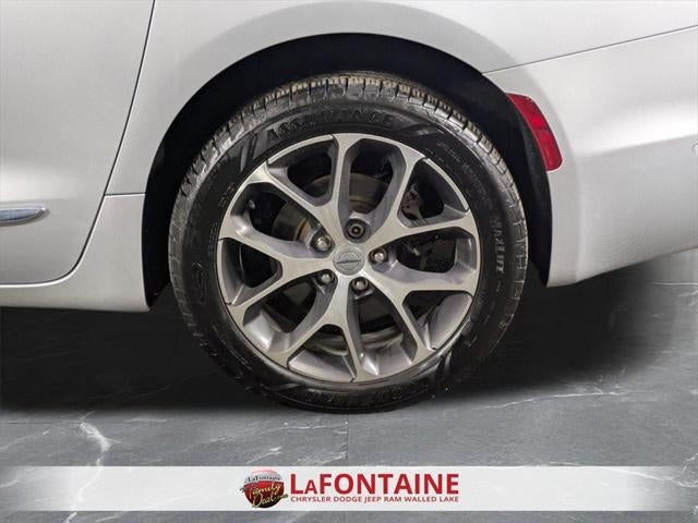 2022 Chrysler Pacifica Limited AWD