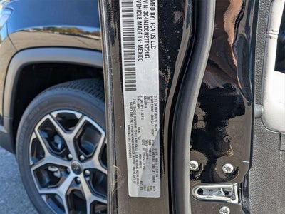 2026 Jeep Compass COMPASS LIMITED 4X4