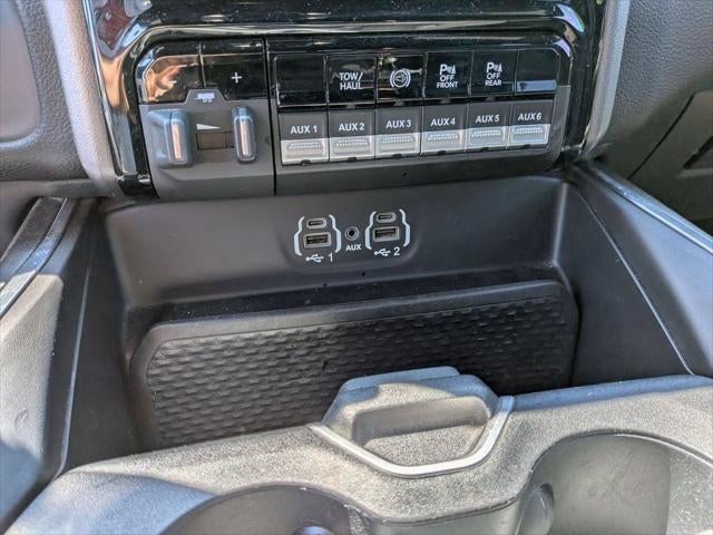 2021 RAM 3500 Laramie Crew Cab 4x4 8' Box