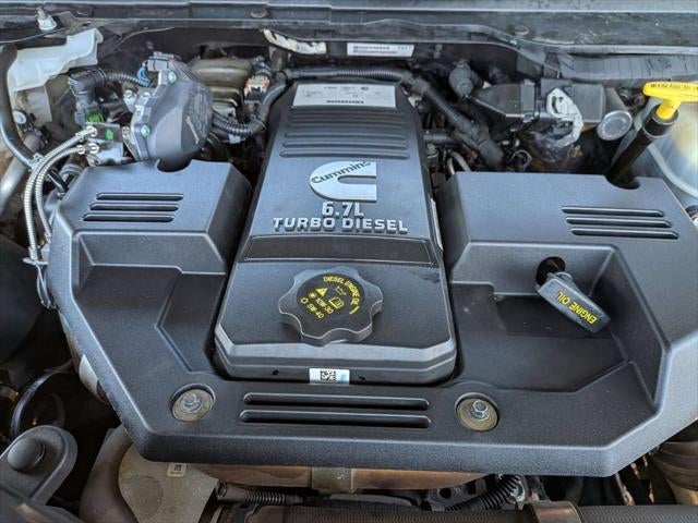 2021 RAM 3500 Laramie Crew Cab 4x4 8' Box