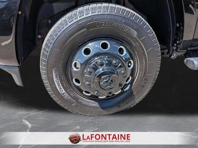 2021 RAM 3500 Laramie Crew Cab 4x4 8' Box