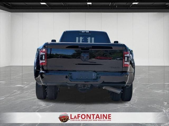 2021 RAM 3500 Laramie Crew Cab 4x4 8' Box
