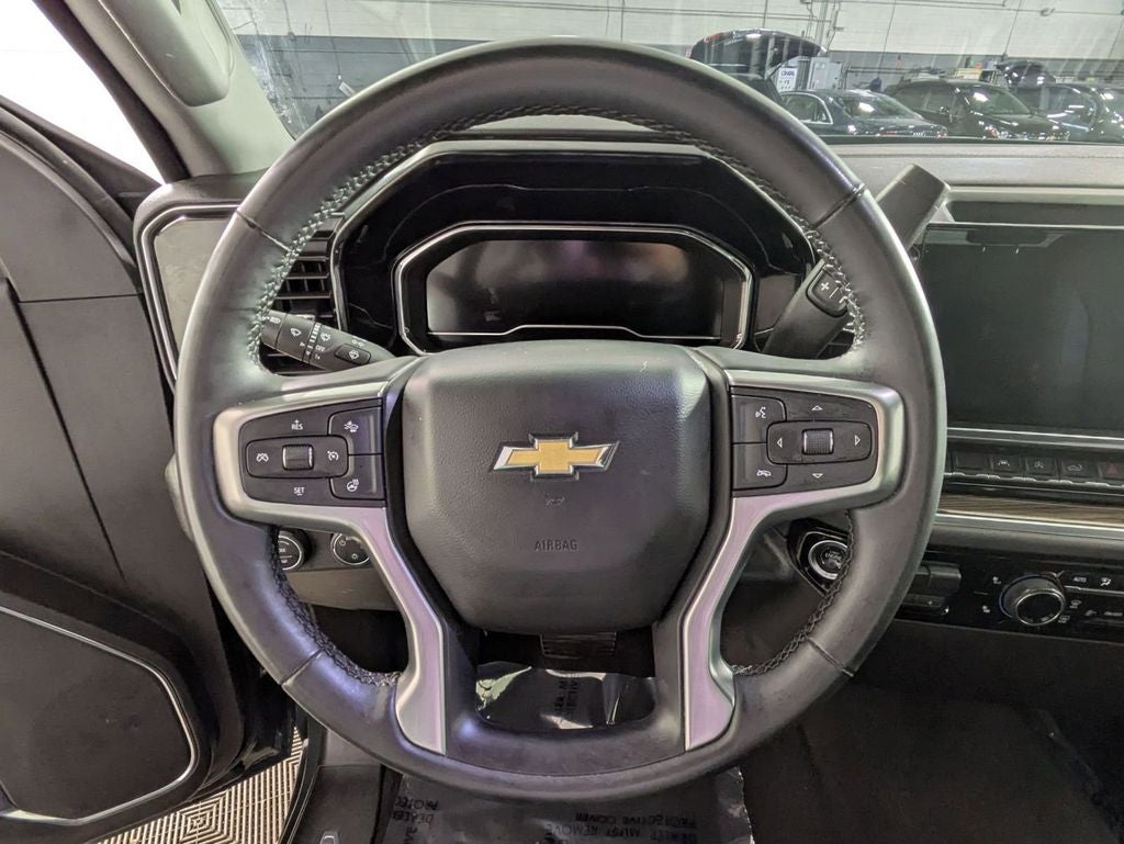 2025 Chevrolet Silverado 1500 4WD Crew Cab Standard Bed LT