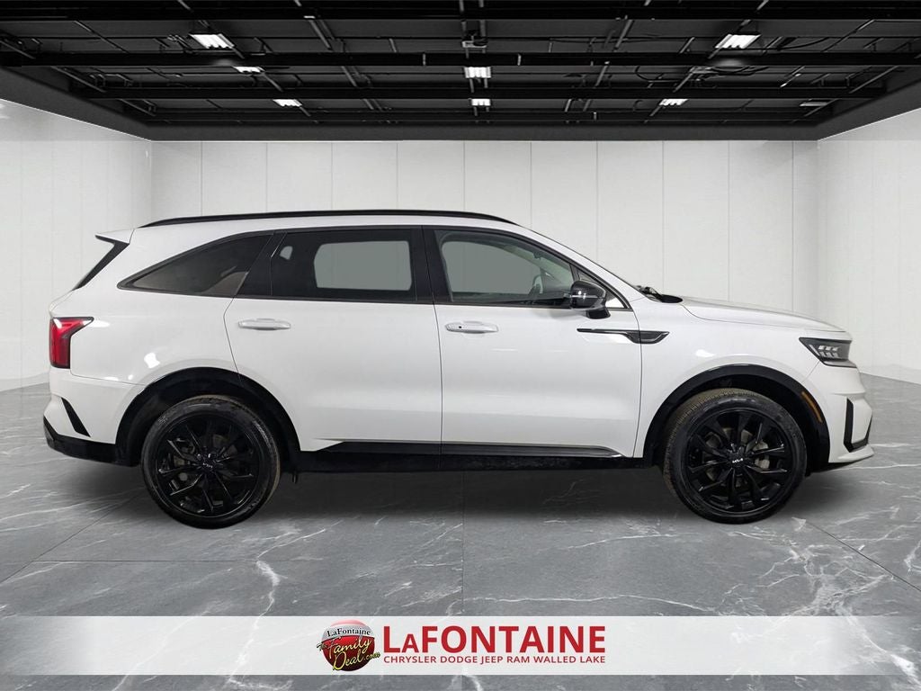 2022 Kia Sorento SX