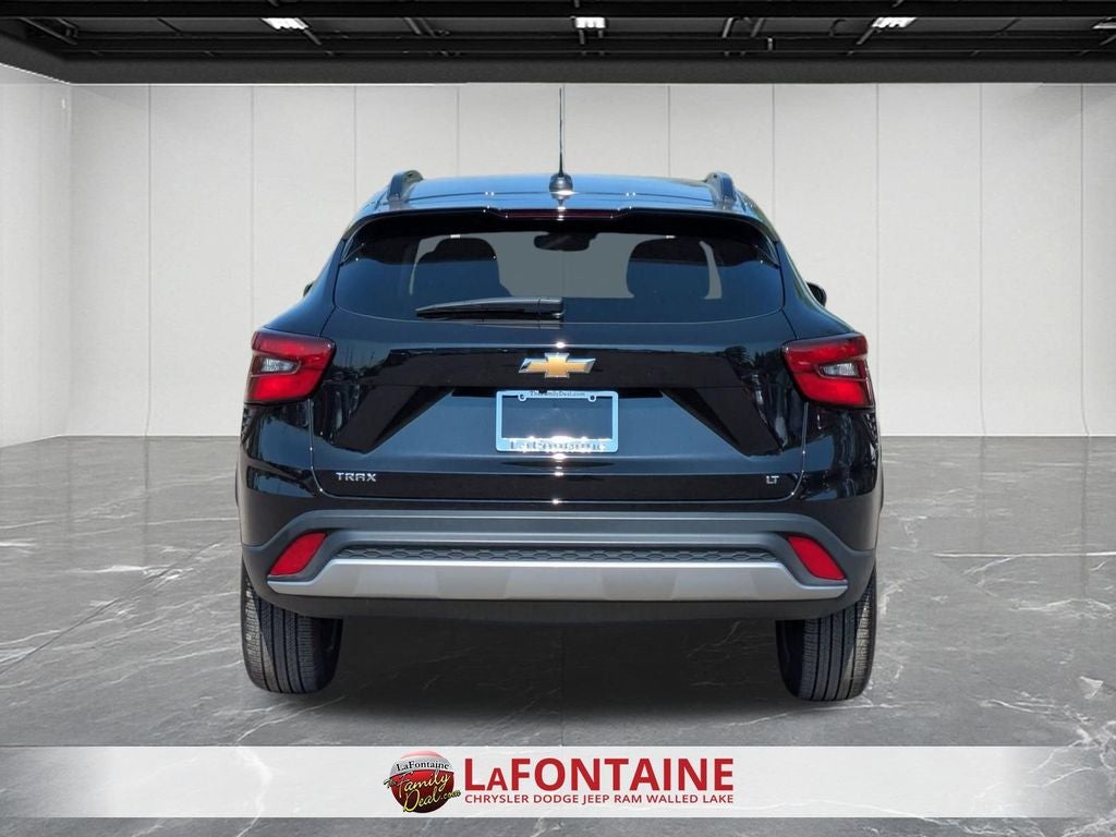 2025 Chevrolet Trax FWD LT