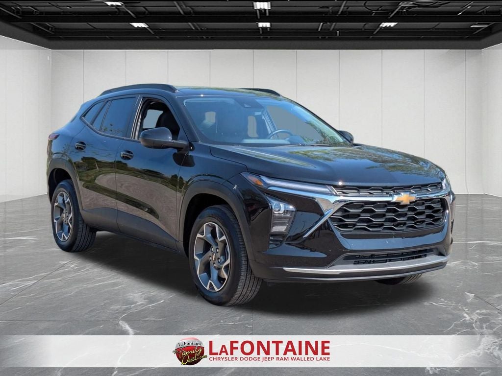 2025 Chevrolet Trax FWD LT
