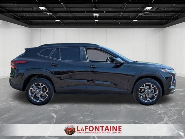 2025 Chevrolet Trax FWD LT