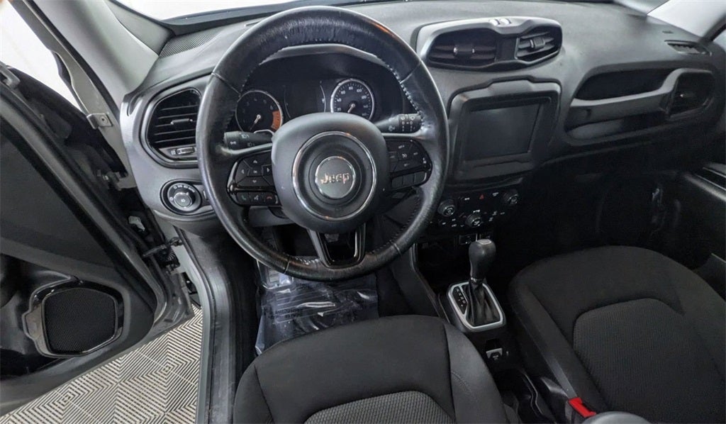 2020 Jeep Renegade Altitude FWD
