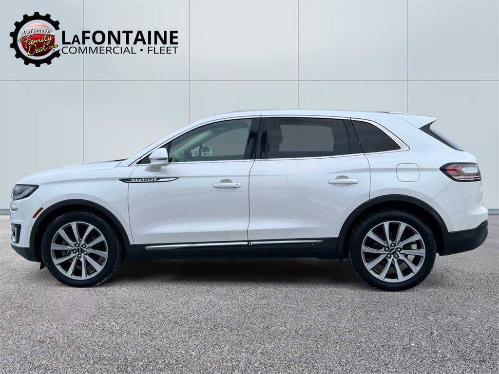 2019 Lincoln Nautilus Select