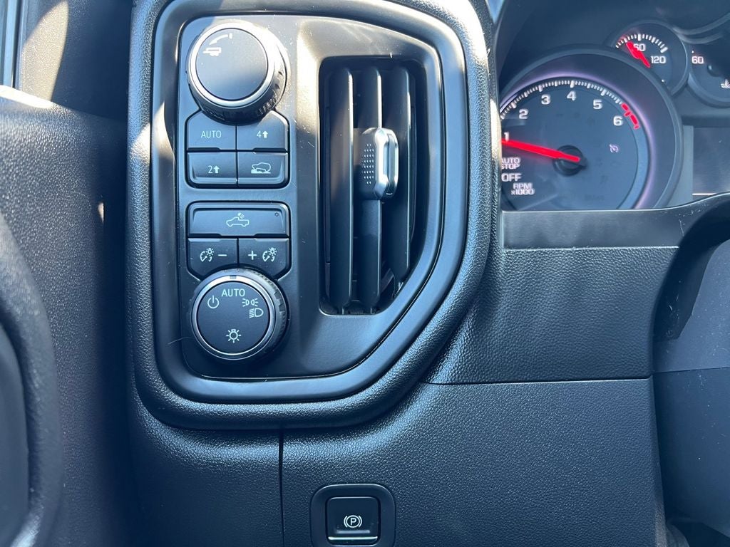 2020 Chevrolet Silverado 1500 Custom