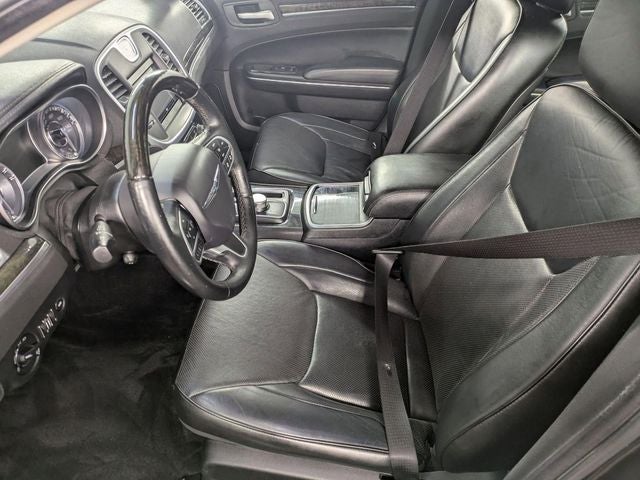 2017 Chrysler 300 C