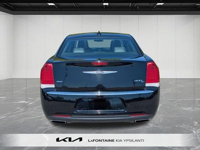 2017 Chrysler 300 C