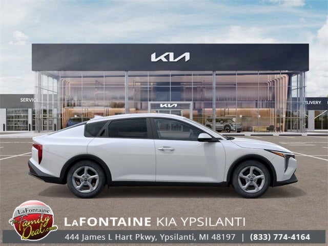 2025 Kia K4 LXS