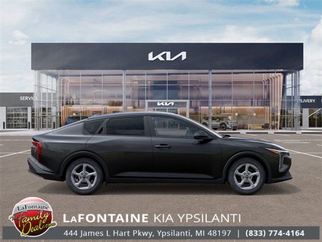 2025 Kia K4 LXS