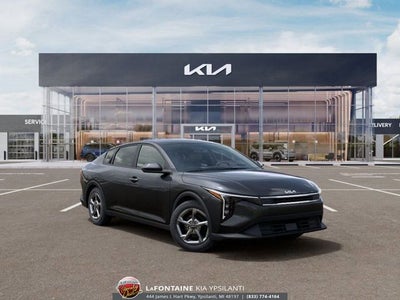 2026 Kia K4 LXS