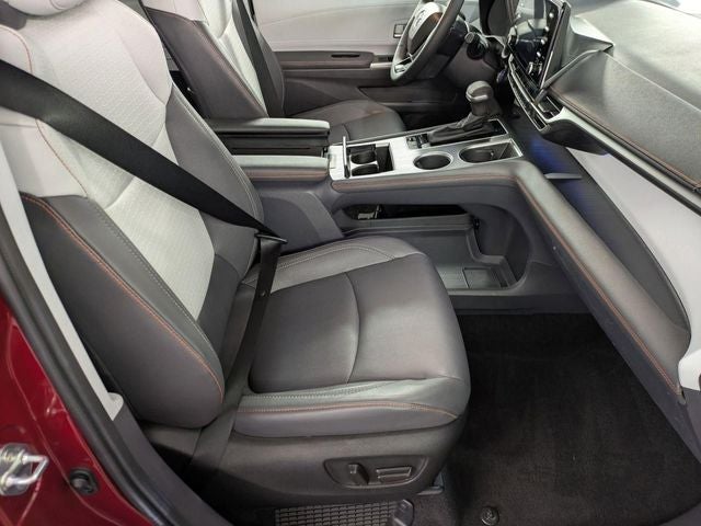 2023 Toyota Sienna XSE 7 Passenger
