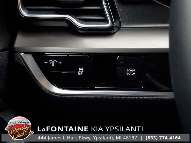 2025 Kia Sportage EX