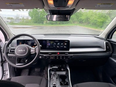 2025 Kia Sorento LX
