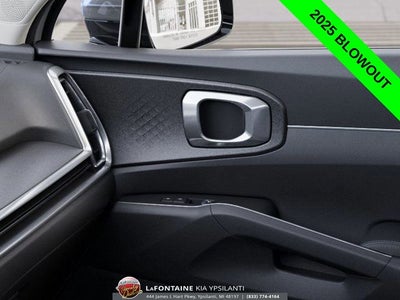 2025 Kia Sorento LX