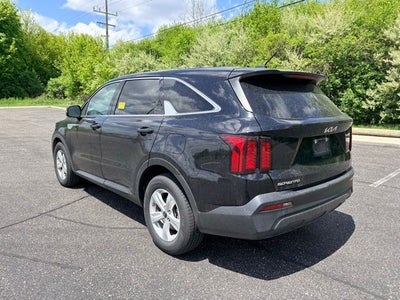 2023 Kia Sorento LX
