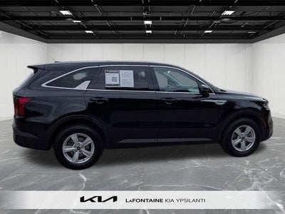 2023 Kia Sorento LX
