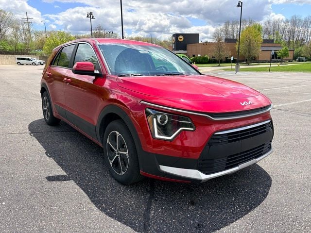 2025 Kia Niro LX