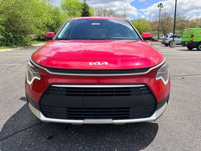 2025 Kia Niro LX