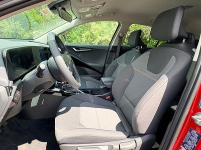 2025 Kia Niro LX