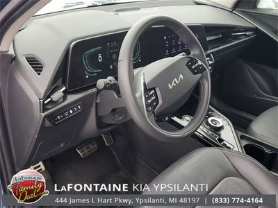 2023 Kia Niro Plug-In Hybrid SX