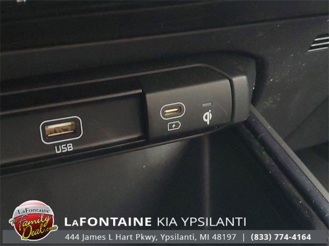 2023 Kia Niro Plug-In Hybrid SX