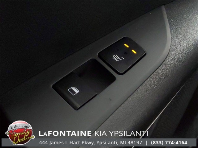 2023 Kia Niro Plug-In Hybrid SX