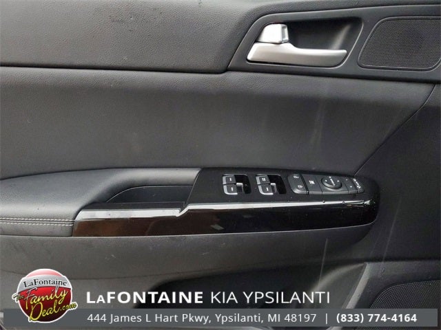 2020 Kia Sportage EX