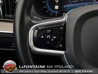 2022 Volvo XC60 B6 Inscription
