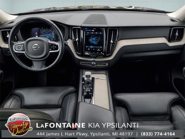 2022 Volvo XC60 B6 Inscription