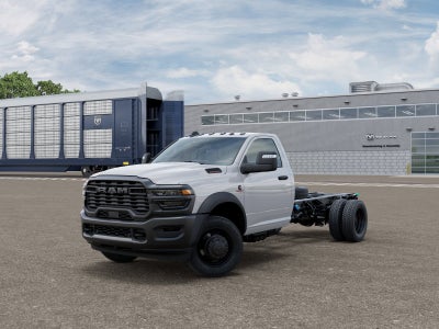 2026 RAM Ram 5500 Chassis Cab RAM 5500 TRADESMAN CHASSIS REGULAR CAB 4X4 84' CA