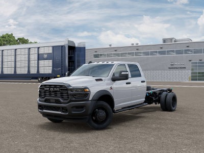 2026 RAM Ram 5500 Chassis Cab RAM 5500 TRADESMAN CHASSIS CREW CAB 4X4 84' CA