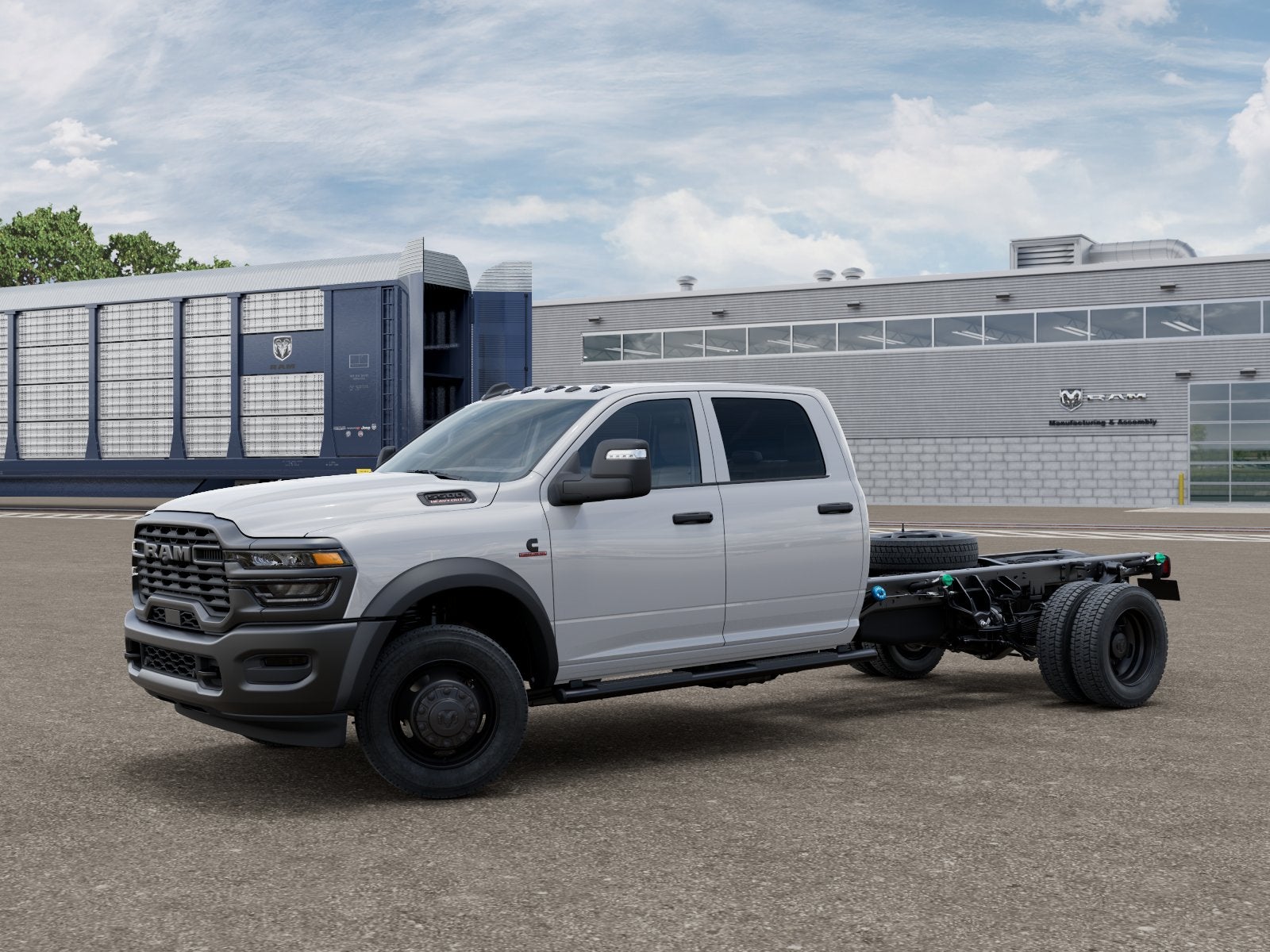 2026 RAM Ram 5500 Chassis Cab RAM 5500 TRADESMAN CHASSIS CREW CAB 4X4 84' CA